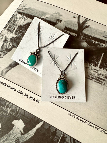 The Verde Hebillas Turquoise Buckles